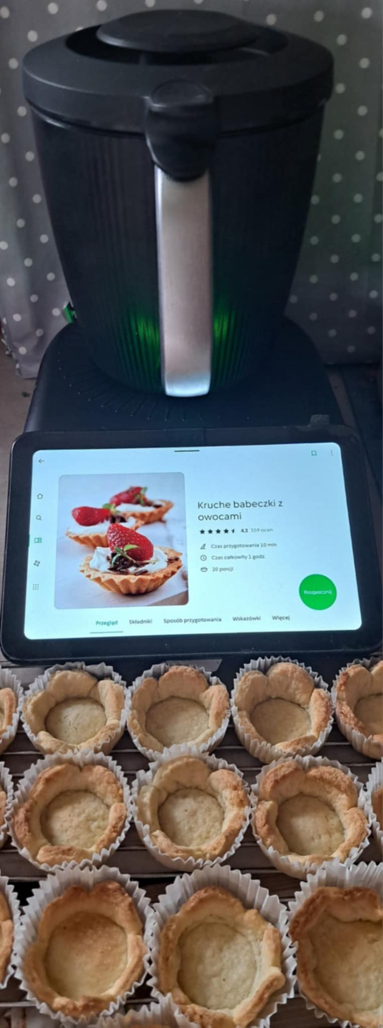 Kruche babeczki z owocami Thermomix